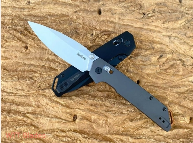 Iridium DuraLock Knife Gray / Black Aluminum (3.5" Satin D2) 2038 (5) Iridium DuraLock Knife Gray / Black Aluminum (3.5" Satin D2) 2038 (5)