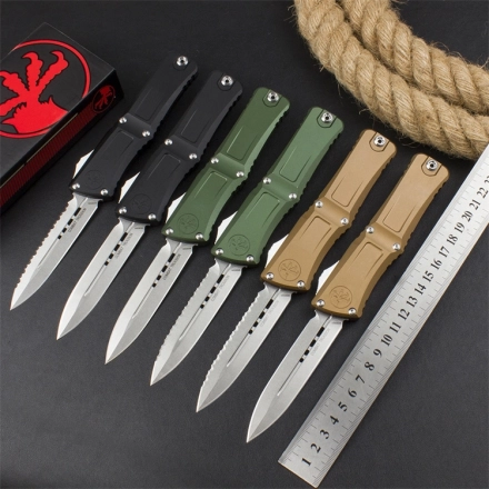 Combat Troodon Gen III Dagger OTF Knife Black (4" SW Full Serr) Combat Troodon Gen III Dagger OTF Knife Black (4" SW Full Serr)