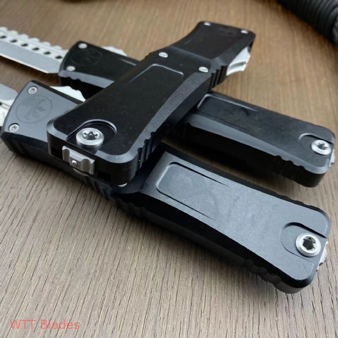 Combat Troodon Gen III OTF Knife Black (4" Stonewash) (8) Combat Troodon Gen III OTF Knife Black (4" Stonewash) (8)