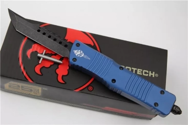 Combat Troodon Hellhound Signature Series OTF Automatic Knife Blue(3.8" Black Stonewash) Combat Troodon Hellhound Signature Series OTF Automatic Knife Blue(3.8" Black Stonewash)