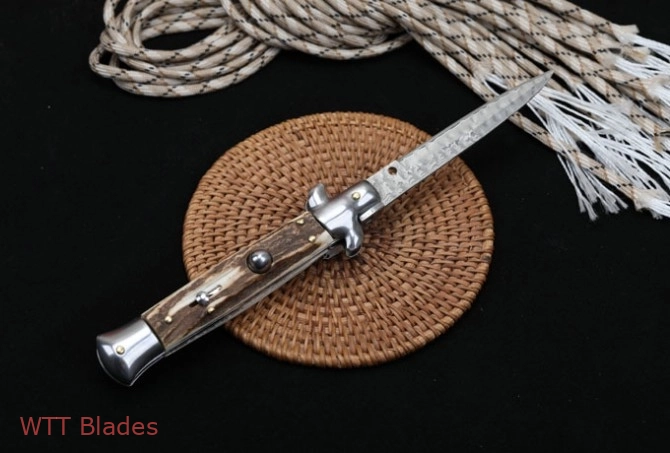 Italian Style Stiletto Swinguard Automatic Knife Stag Horn w/Clip (Damascus) (2) Italian Style Stiletto Swinguard Automatic Knife Stag Horn w/Clip (Damascus) (2)