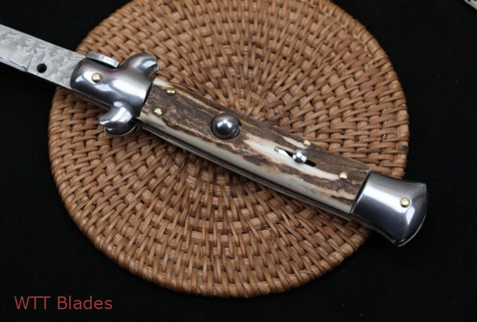 Italian Style Stiletto Swinguard Automatic Knife Stag Horn w/Clip (Damascus) (7) Italian Style Stiletto Swinguard Automatic Knife Stag Horn w/Clip (Damascus) (7)