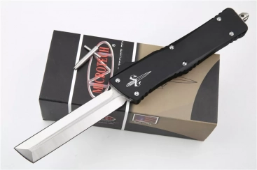 Marfione Custom Combat Troodon Hardedge OTF Knife Black (3.75" Satin) Marfione Custom Combat Troodon Hardedge OTF Knife Black (3.75" Satin)