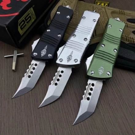 Mini Troodon Hellhound Signature Series OTF Automatic Knife(1.9" SW) Mini Troodon Hellhound Signature Series OTF Automatic Knife(1.9" SW)