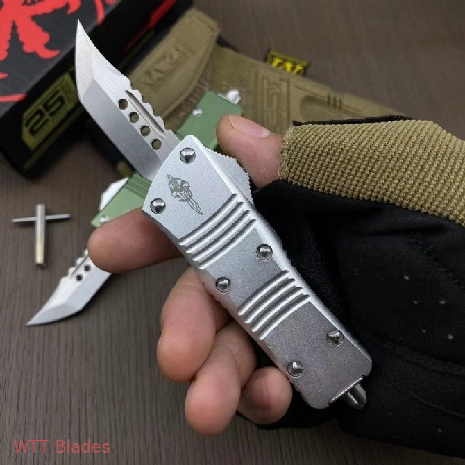 Mini Troodon Hellhound Signature Series OTF Automatic Knife(1.9" SW) (6) Mini Troodon Hellhound Signature Series OTF Automatic Knife(1.9" SW) (6)