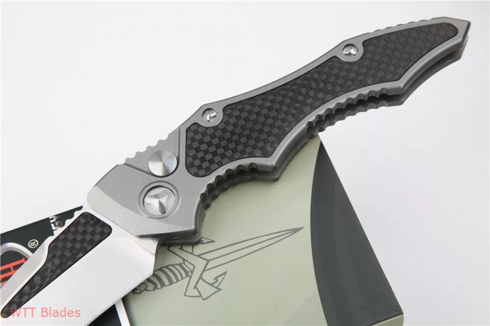 MT Kestrel Automatic Knife (3.95" Carbon fibre) (3) MT Kestrel Automatic Knife (3.95" Carbon fibre) (3)