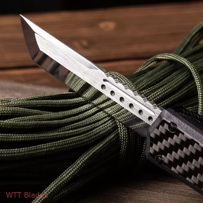 MT Ultratech Hellhound Tanto OTF Knife Carbon Fiber + Aluminium Hardware (3.5" Mirror) (4) MT Ultratech Hellhound Tanto OTF Knife Carbon Fiber + Aluminium Hardware (3.5" Mirror) (4)
