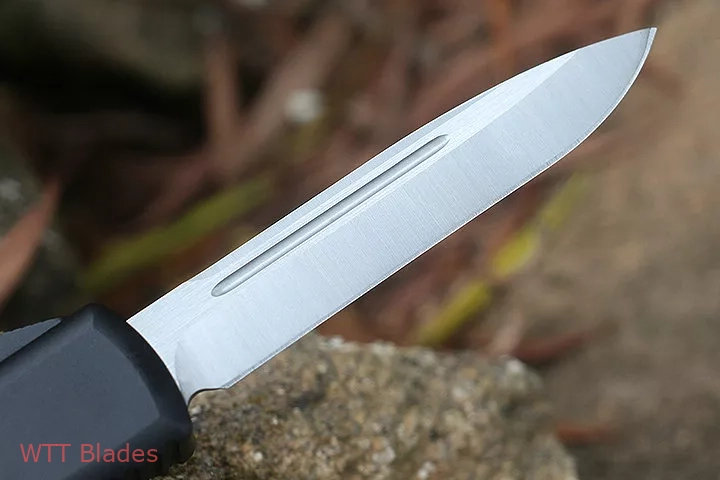 MT Ultratech S/E OTF Automatic Knife Black (3.4" Satin) (4) MT Ultratech S/E OTF Automatic Knife Black (3.4" Satin) (4)