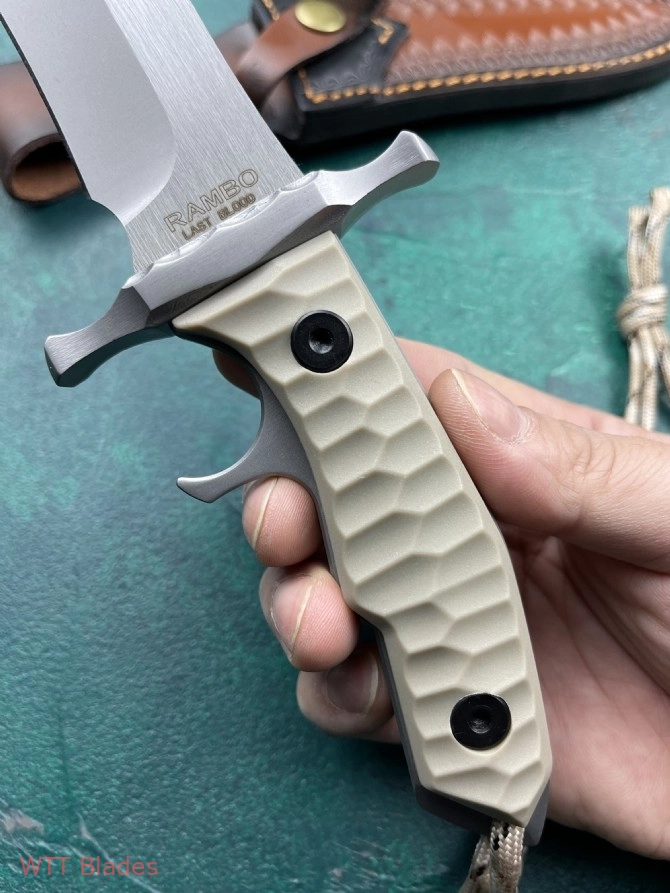 Rambo: Mini Last Blood Heartstopper Fixed Blade Knife (6" Satin) (6) Rambo: Mini Last Blood Heartstopper Fixed Blade Knife (6" Satin) (6)