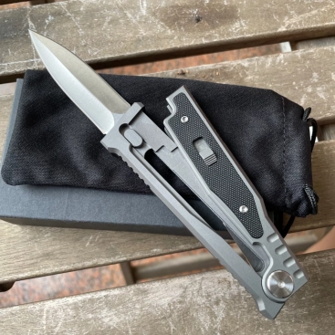 EXO-M Gravity Knife Aluminium/Black Burlap Micarta (3.2") EXO-M Gravity Knife Aluminium/Black Burlap Micarta (3.2")