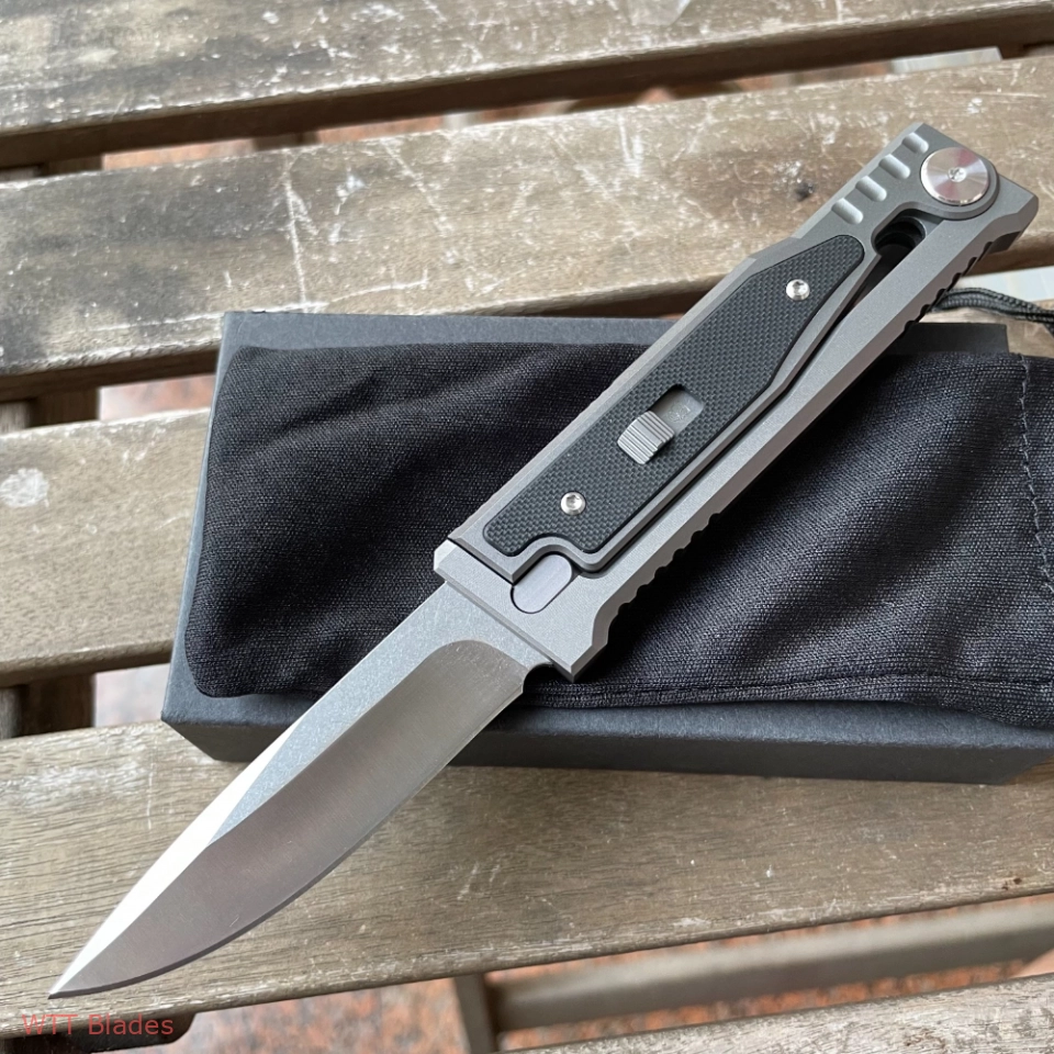 EXO-M Gravity Knife Aluminium/Black Burlap Micarta (3.2") (2) EXO-M Gravity Knife Aluminium/Black Burlap Micarta (3.2") (2)