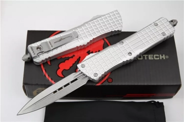 Signature Series Combat Troodon Delta D/E OTF Auto Knife Silver (3.75" Stonewash) Signature Series Combat Troodon Delta D/E OTF Auto Knife Silver (3.75" Stonewash)