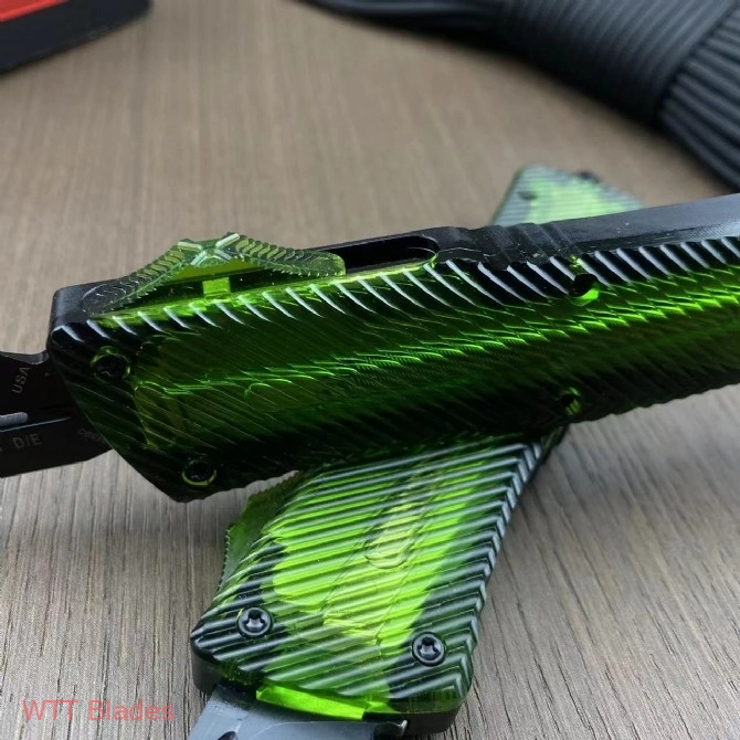 Ultem Combat Troodon Automatic Knife (3.8" DLC Black) (8) Ultem Combat Troodon Automatic Knife (3.8" DLC Black) (8)