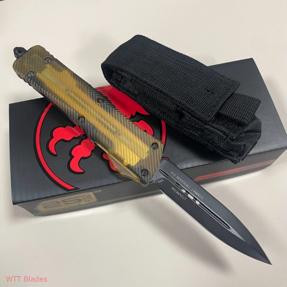 Ultem Combat Troodon D/E Automatic Knife (3.8" DLC Black) Ultem Combat Troodon D/E Automatic Knife (3.8" DLC Black)