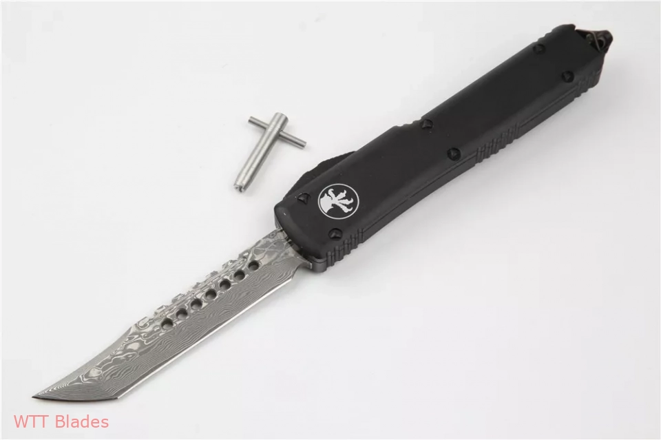 UTX-70 Tanto OTF Automatic Knife Black (2.4" Damascus) UTX-70 Tanto OTF Automatic Knife Black (2.4" Damascus)