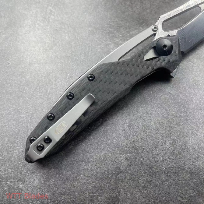 ZT 0990 Frame Lock Knife Carbon Fiber (3.25" Damascus) (7) ZT 0990 Frame Lock Knife Carbon Fiber (3.25" Damascus) (7)