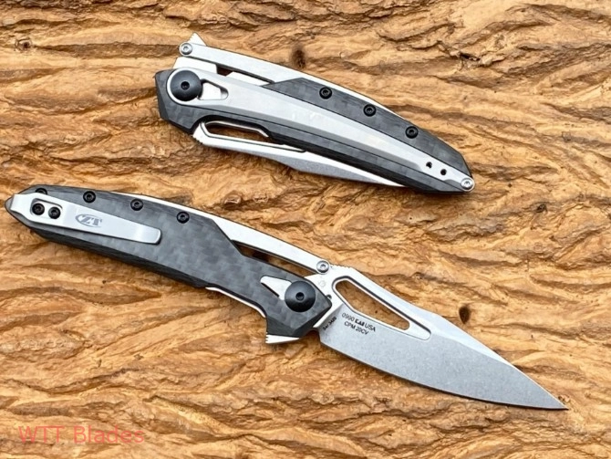ZT 0990 Frame Lock Knife Carbon Fiber (3.25" Stonewash) (2) ZT 0990 Frame Lock Knife Carbon Fiber (3.25" Stonewash) (2)