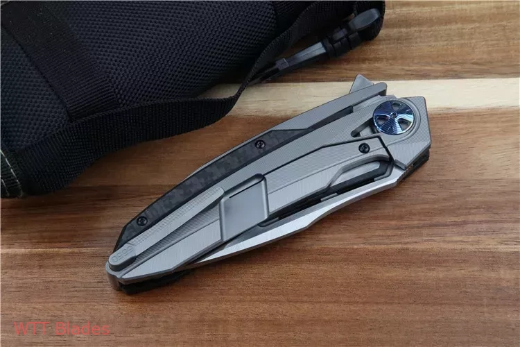 Zero Tolerance 0999 Factory Custom Flipper 4.1" CTS-204P/CPM-D2 Blade, Carbon Fiber and Titanium Handles, Frame Lock (7) Zero Tolerance 0999 Factory Custom Flipper 4.1" CTS-204P/CPM-D2 Blade, Carbon Fiber and Titanium Handles, Frame Lock (7)